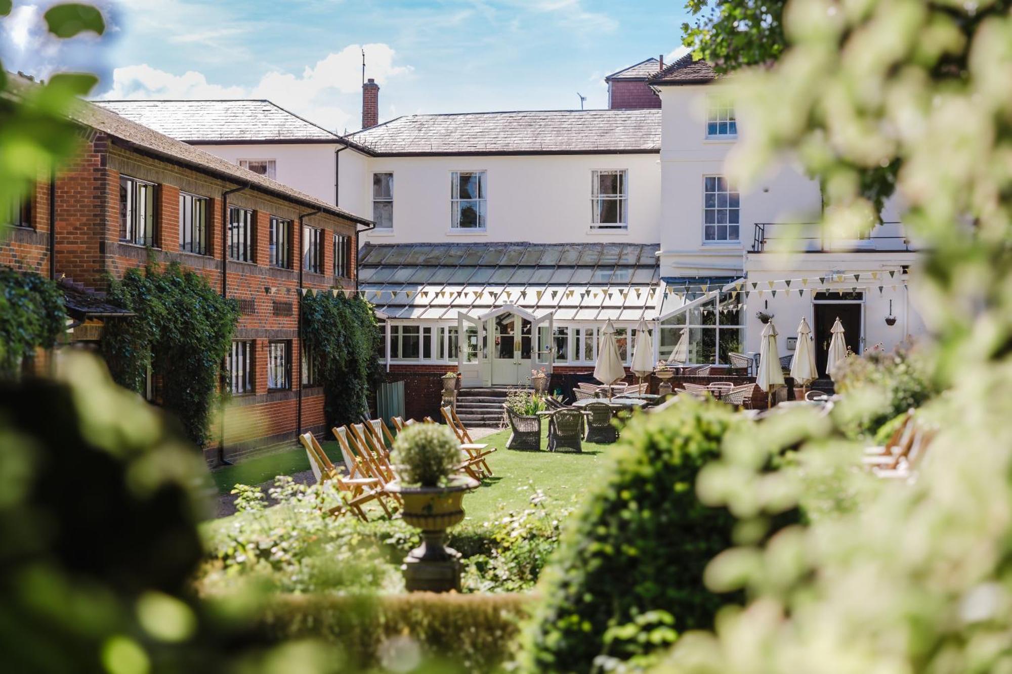 Winchester Royal Hotel Luaran gambar